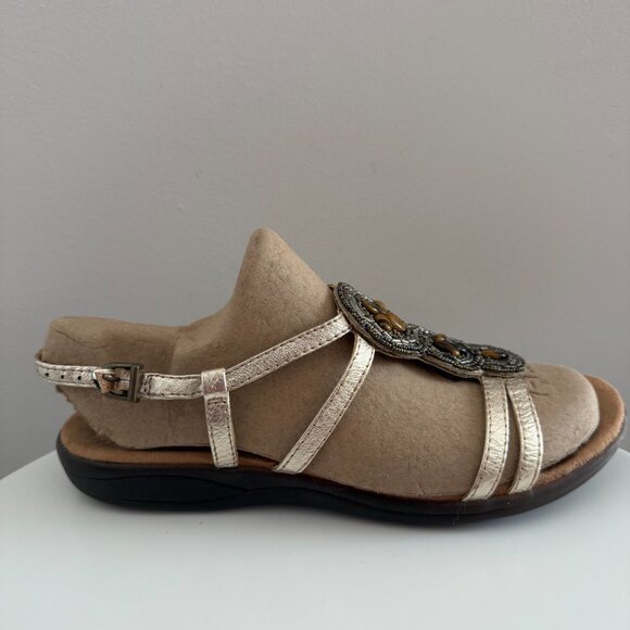 Clarks - Gold - Leather Beaded Sandals - Size 8M - Picture 7 of 11
